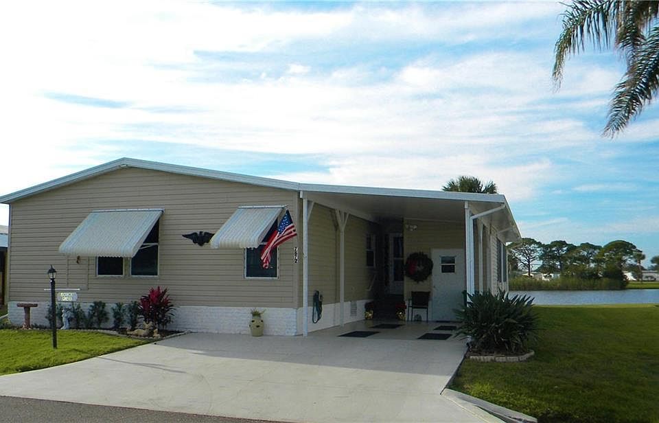 1st image of 7672 Great Bear Lake Dr #18