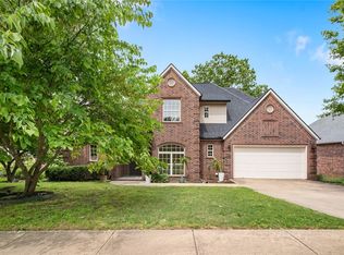 2947 N Dorchester Dr, Fayetteville, AR 72703