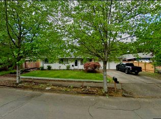 19885 NE Wasco St, Portland, OR 97230