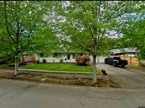 19885 NE Wasco St, Portland, OR 97230