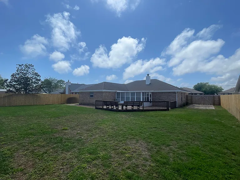 2212 Peachwood Ct — Photo 29