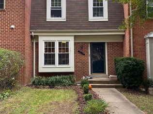 4779 Gainsborough Dr, Fairfax, VA 22032
