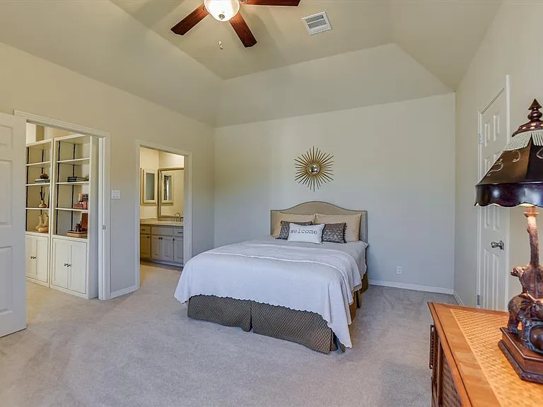 4545 Golf Vista Dr — Photo 18