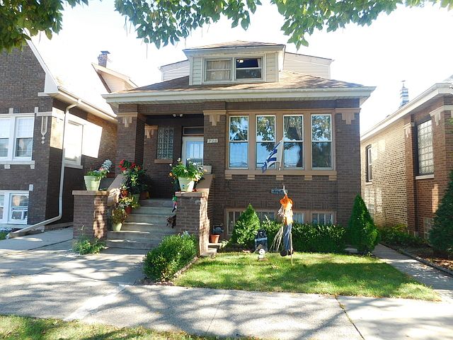 1st image of 2223 Clarence Ave