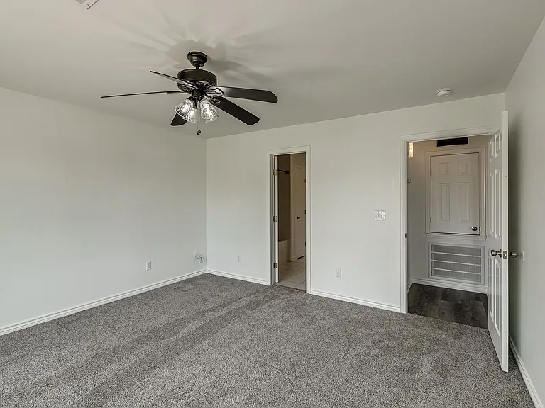 6151 Wooster St — Photo 18