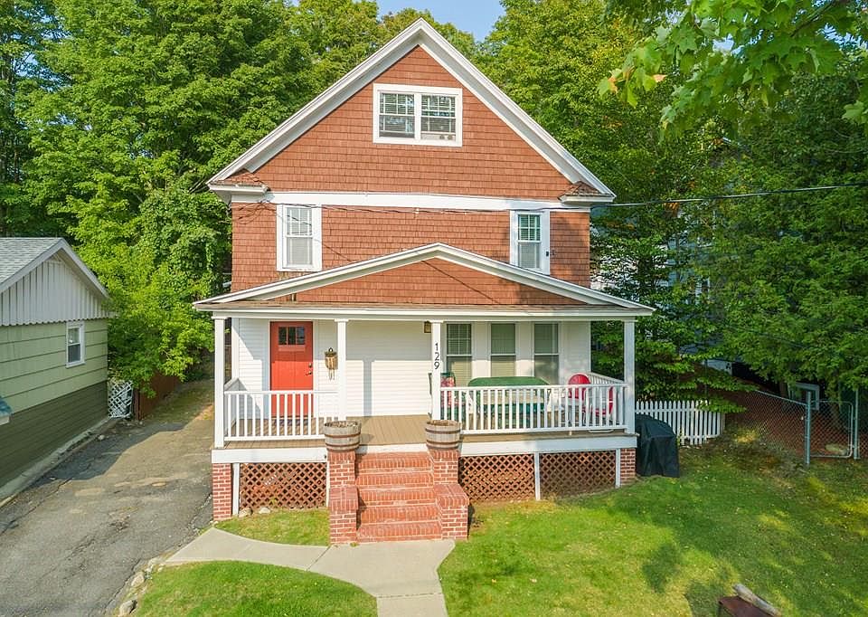1st image of 127 Parkside Dr