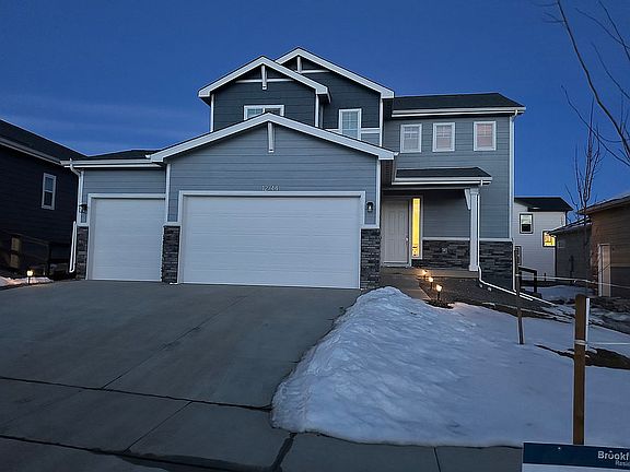 2nd image of 12744 Cove Ct