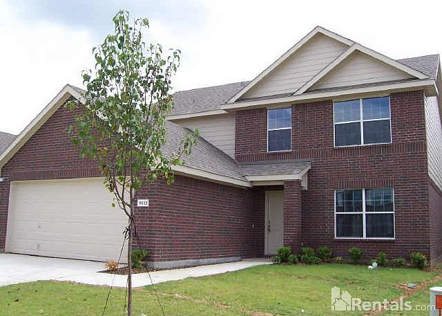 1st image of 8812 Holliday Ln