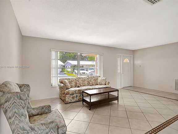 5th image of 8305 NW 59th Pl