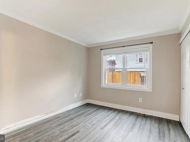 236 E Juniper Ave — Photo 14