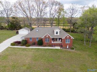 61 Eastridge Rd, Fayetteville, TN 37334