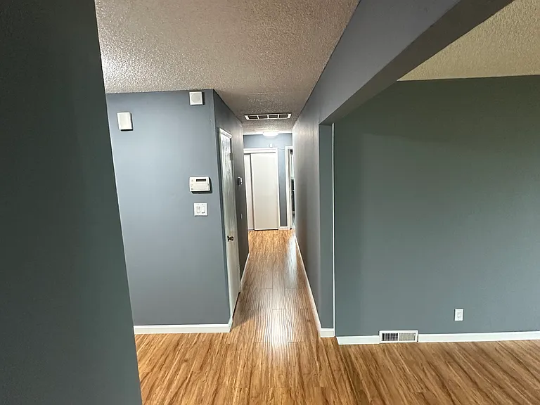 1566 Ventura Dr — Photo 16