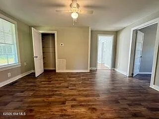 106 Jesse Dee St — Photo 4