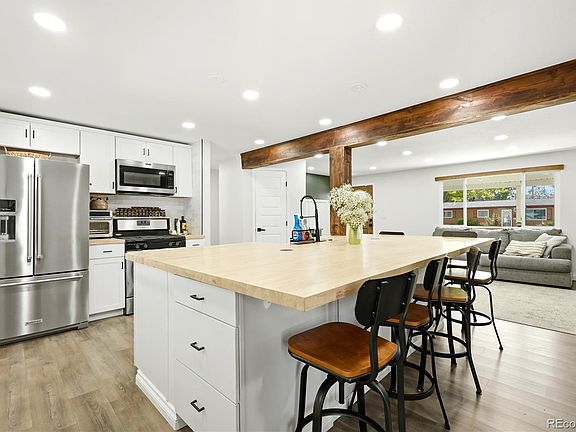 4th image of 9069 Ithaca Way