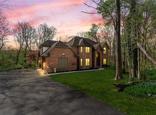 2496 Stewart Rd, Xenia, OH 45385