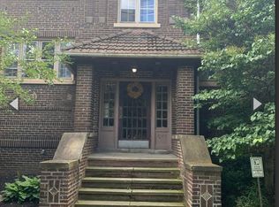 2772 Lancashire, Cleveland, OH 44106