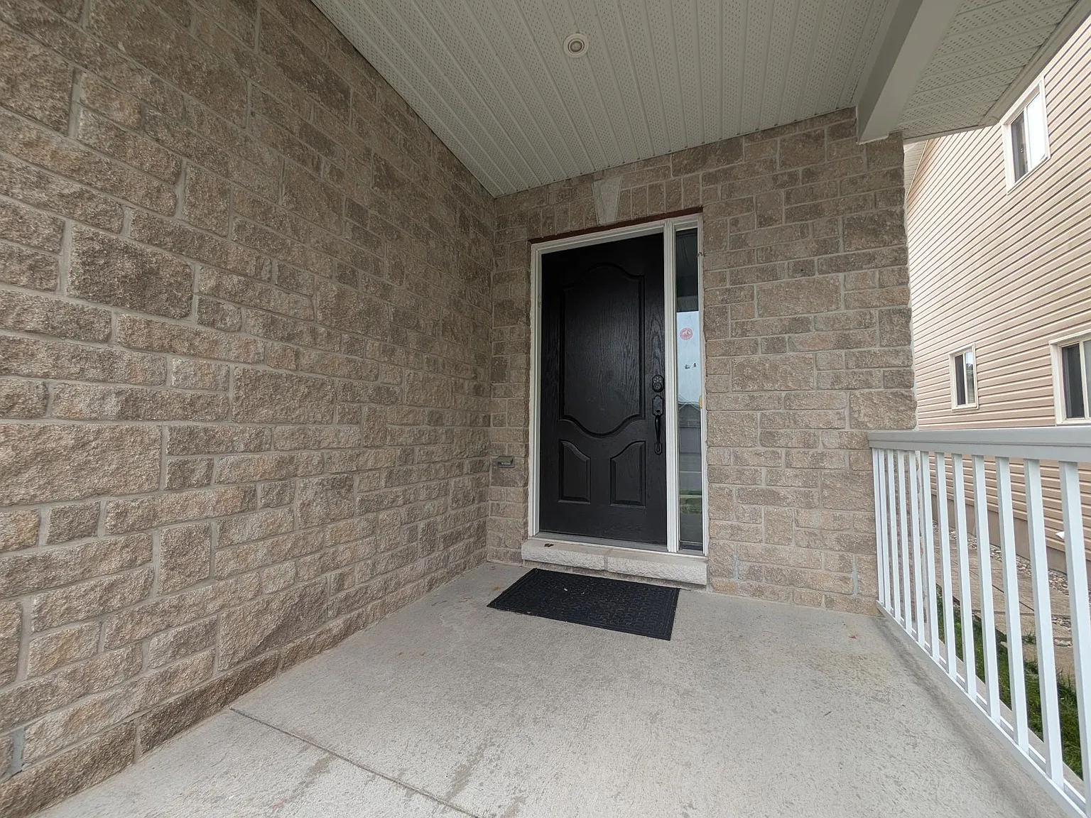 708 Margaret Way — Photo 2