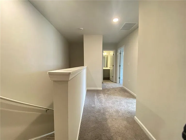 4679 Fullerton Dr — Photo 7