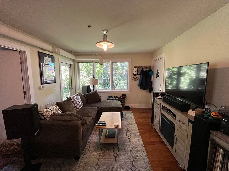 1707 Jefferson Park Ave — Photo 27
