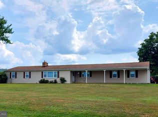 4998 Bentz Rd, Spring Grove, PA 17362