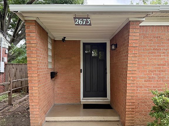 4th image of 2673 S Sandusky Ave