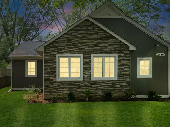 3340 Royal Blvd, Commerce Township, MI 48382