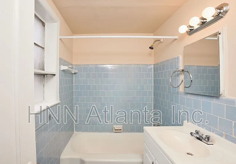 1337 Briarwood Dr NE #1 — Photo 6