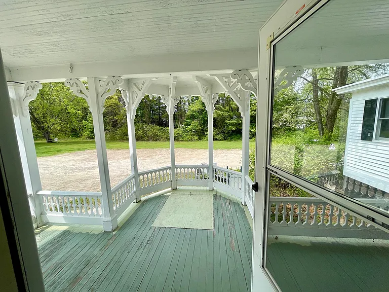 45 Holbrook Ave #6 — Photo 32