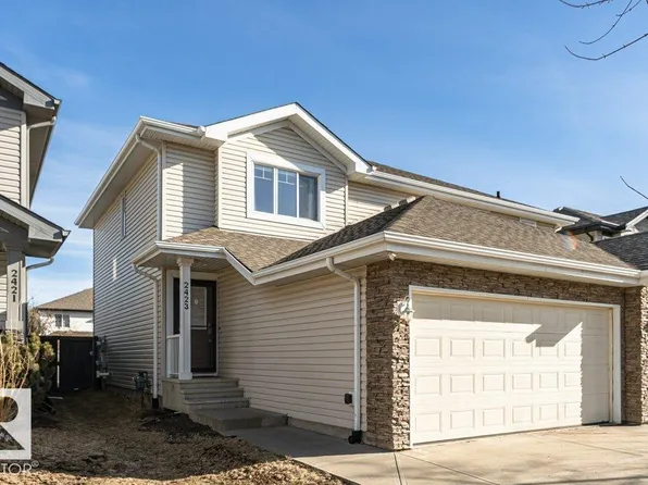 2423 Casselman Cres SW, Edmonton, AB T6W 0W2