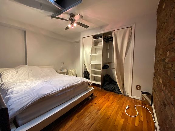 3rd image of 328 W 11th St APT 4C