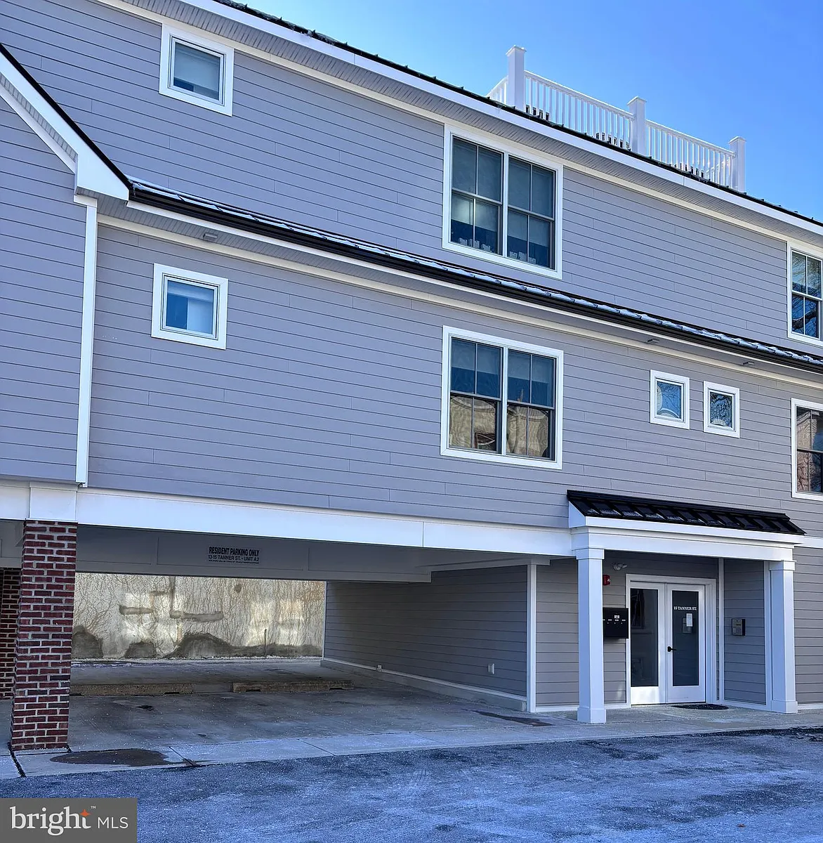 Building Photo - 13 Tanner St #A2