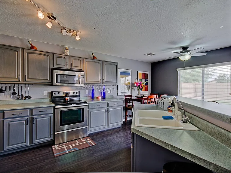 31325 N Shale Dr — Photo 5