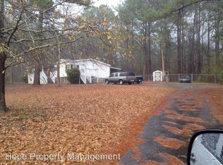 37 Peachtree Lake Dr, Sharpsburg, GA 30277