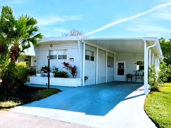 176 4th St E, Nokomis, FL 34275