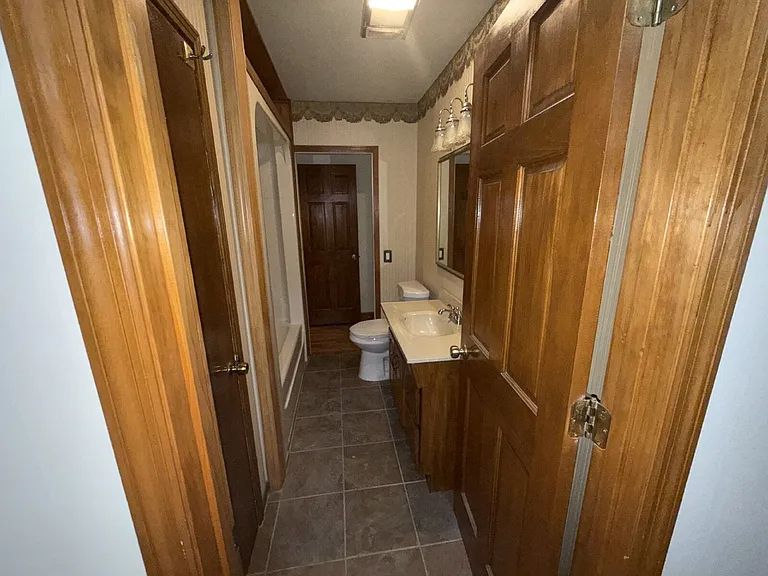 3936 Plantation Dr — Photo 22