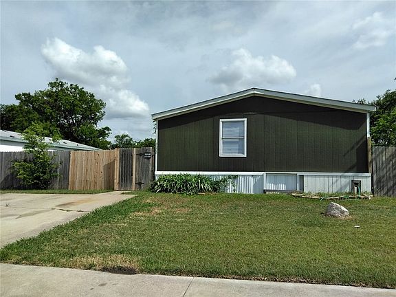 2nd image of 3220 Cantabrian Dr
