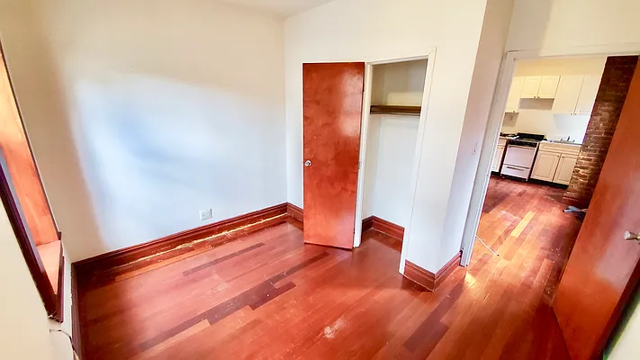 Rented by Compass | media 22