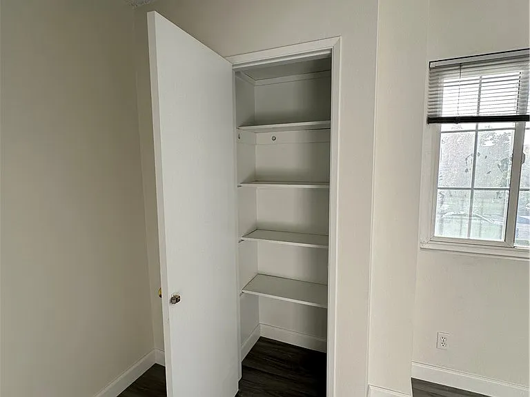 656 Lemar Park Dr #D — Photo 20