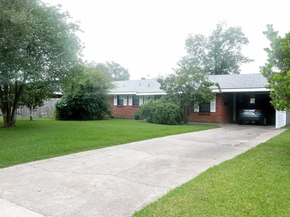 109 Orchard Dr, Lake Charles, LA 70605