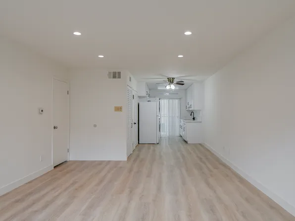 536 E Cypress Ave APT 301, Burbank, CA 91501