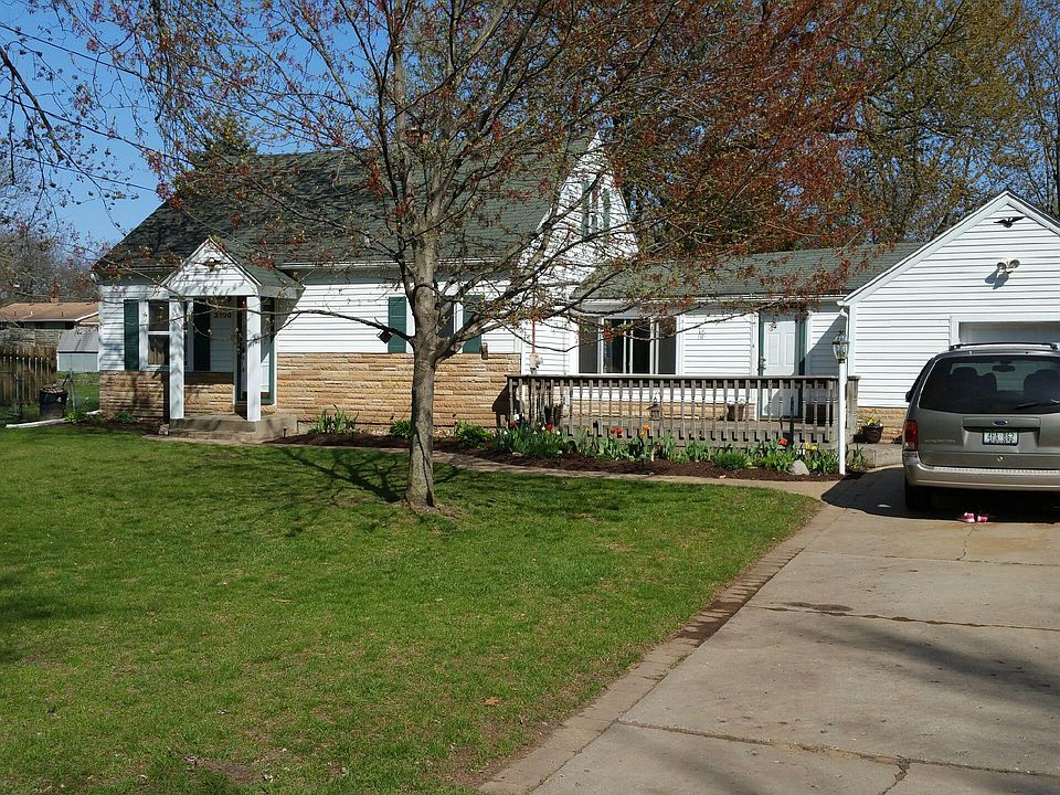 1st image of 3100 Waterford Ave NE
