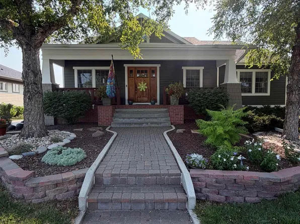 6910 NW 2nd St, Lincoln, NE 68521