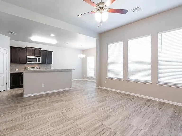 2202 Wasabi Rd — Photo 2