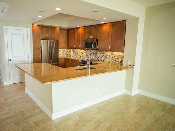 4th image of 1325 Snell Isle Blvd NE Unit 710