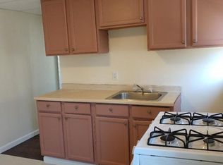 270 5th St APT 3, Fall River, MA 02721