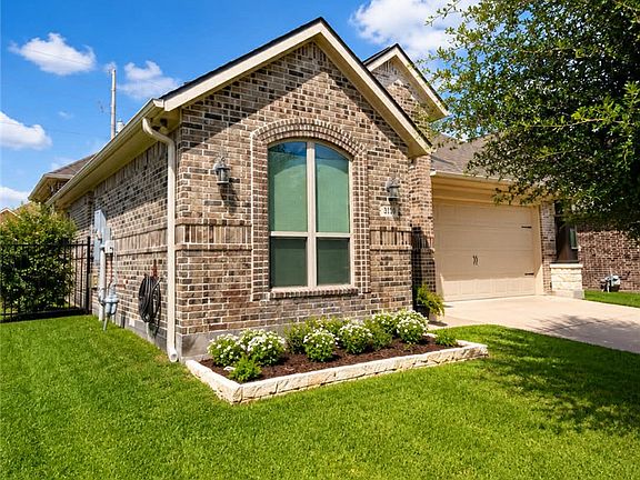 3rd image of 3118 Peterson Way