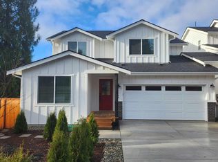 2208 108th Ave SE, Lake Stevens, WA 98258