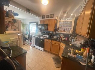 23-90 33rd St #2, Astoria, NY 11105