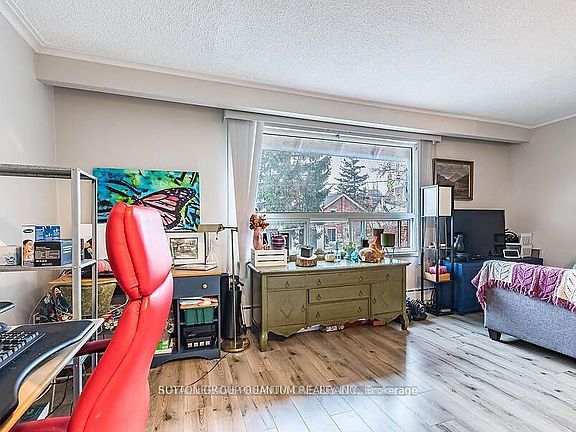 5th image of 314 Lakeshore Rd E #2