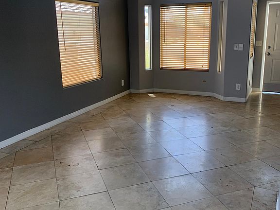 4th image of 8908 Dolente Ave